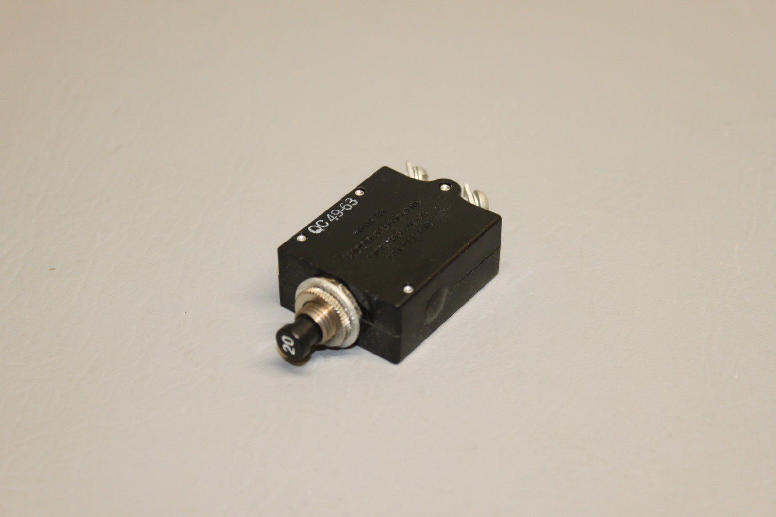 S1232-20 Cessna 20 Amp Circuit Breaker