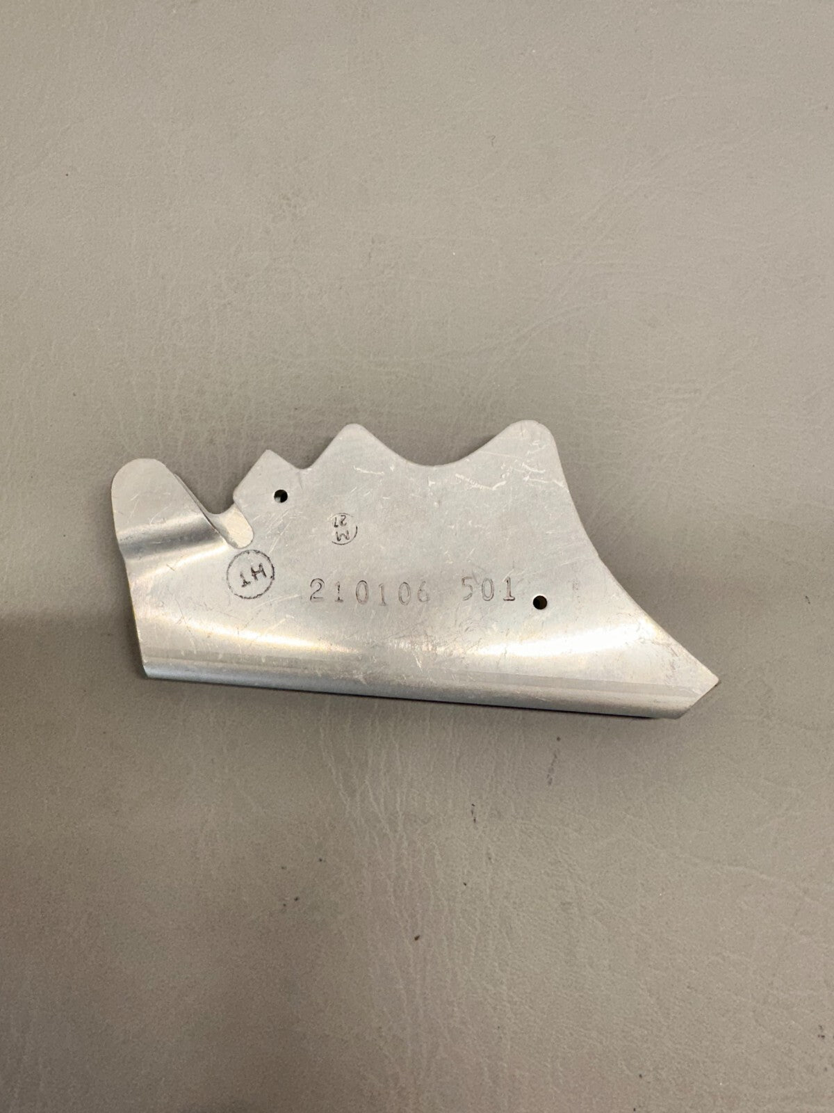 210106-501 Mooney Flap Hinge Fairing