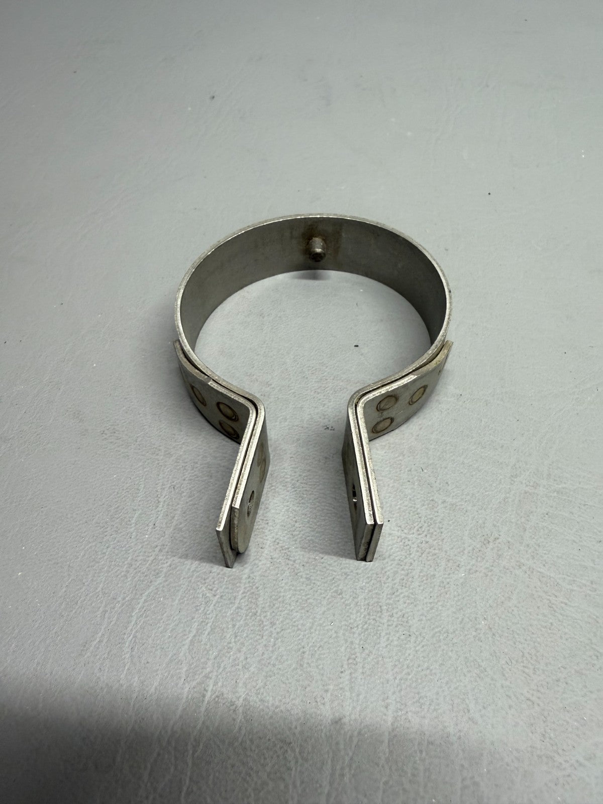 47857-003 Piper Clamp