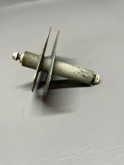 Cessna A185F/172N Aileron Bellcrank Assy LH P/N 0422430-1