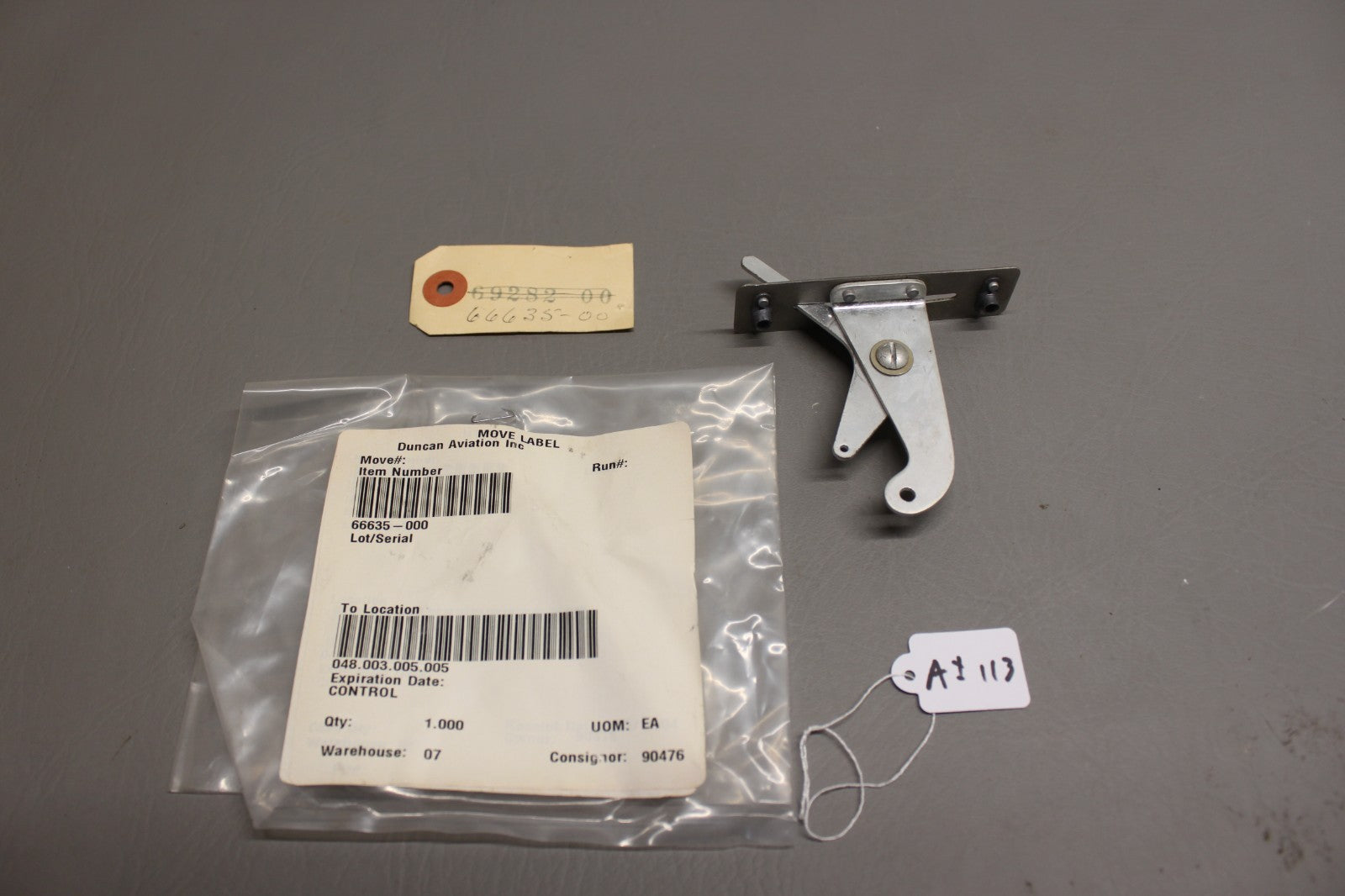 66635-000 Piper Control Assy