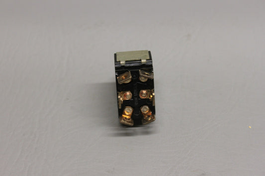 487-770 Piper Switch