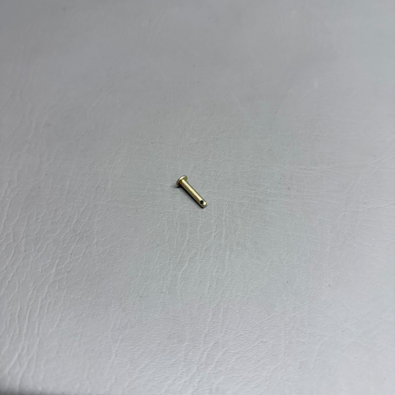 424-145 Piper Pin