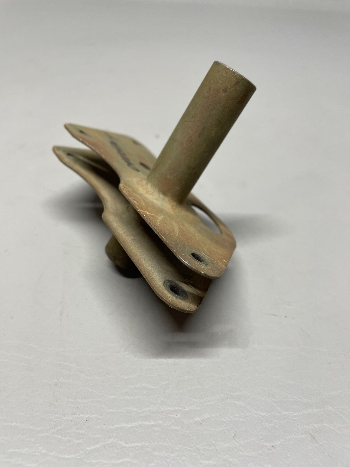 Cessna Aileron Bell Crank LH P/N 0422430-1