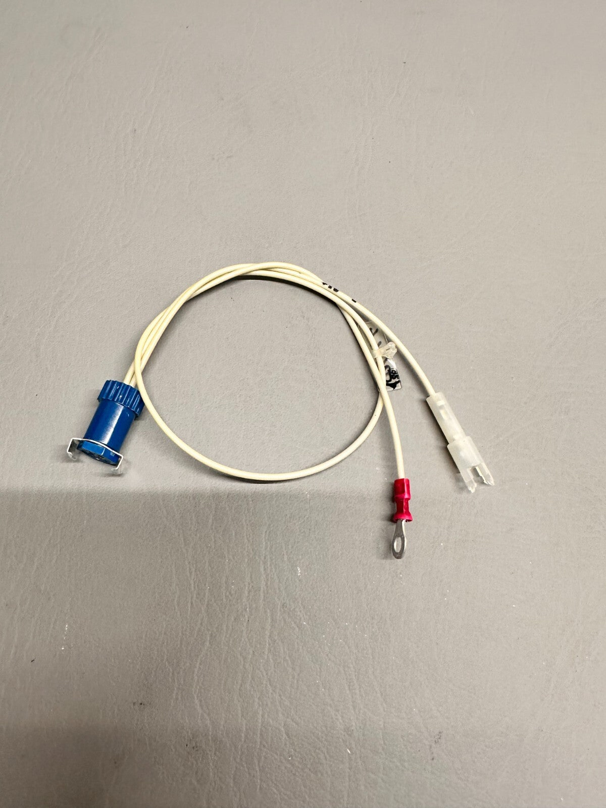 44170-000 Piper Plug Assy
