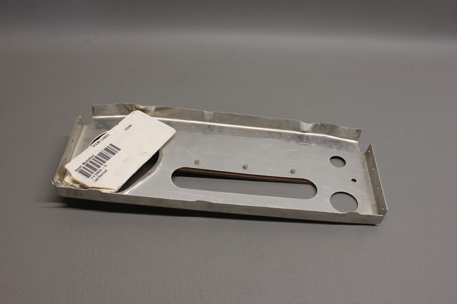 1711003-5 Cessna Bulkhead