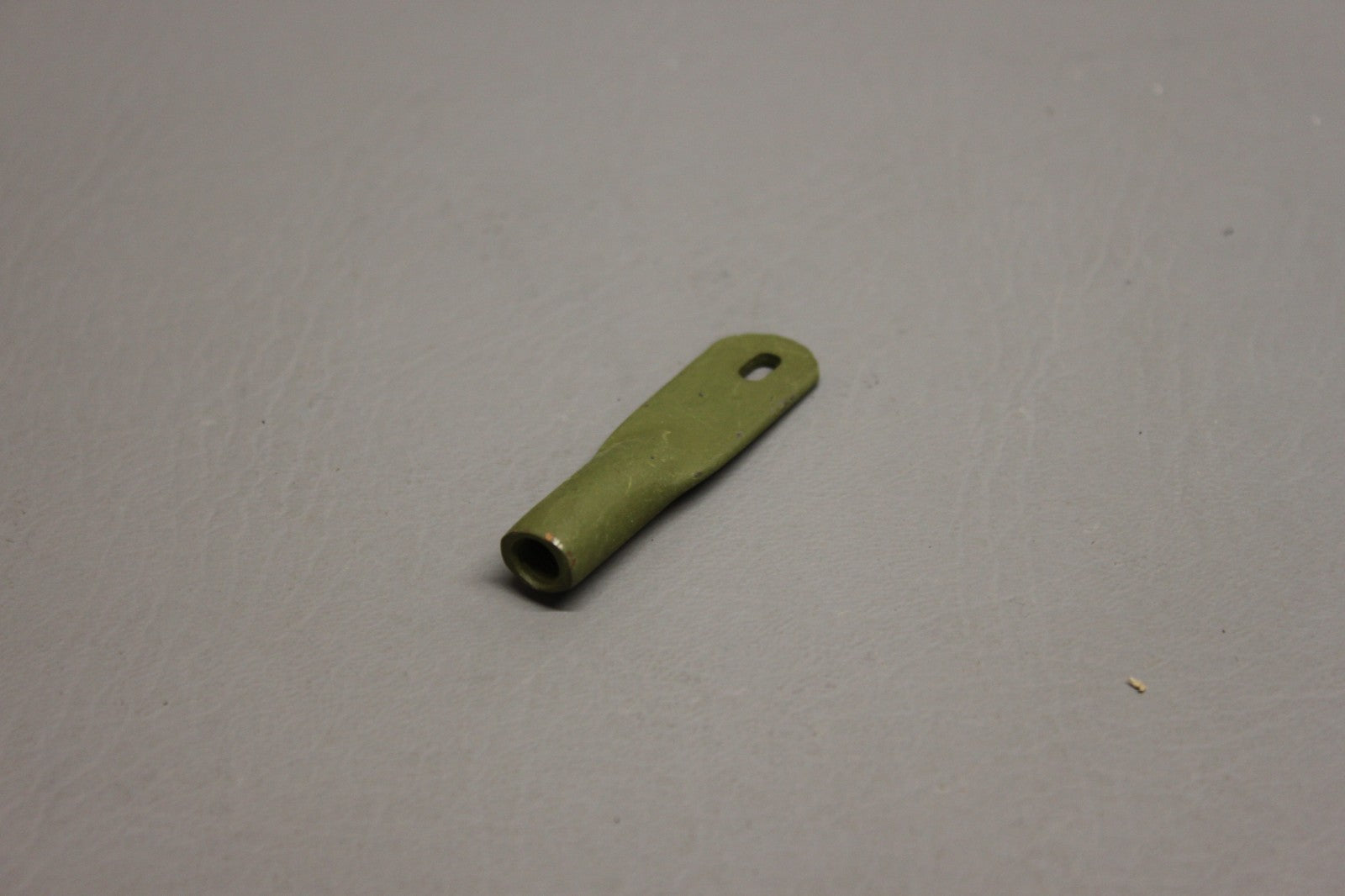 1217088-16 Cessna Tube (4 PACK)