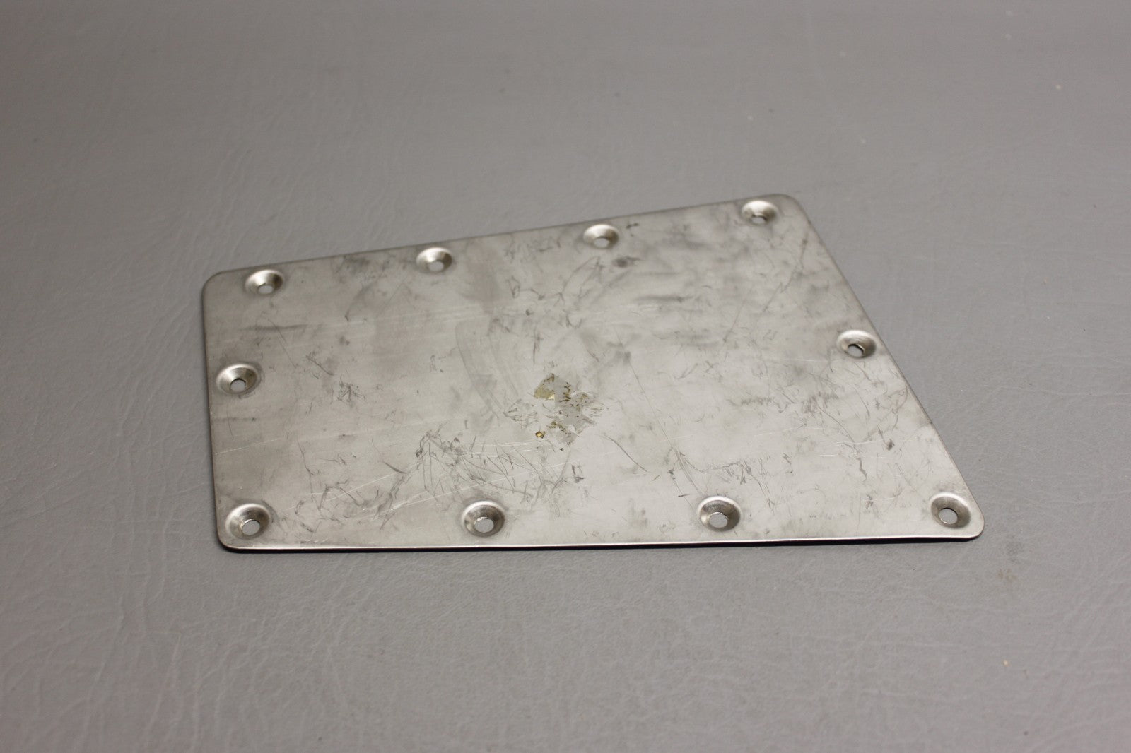 0822275-165 Cessna 340A Wing Inspection Plate LH