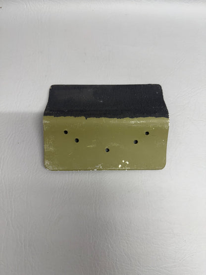 0413399-1 Cessna 150-152 Refueling Step