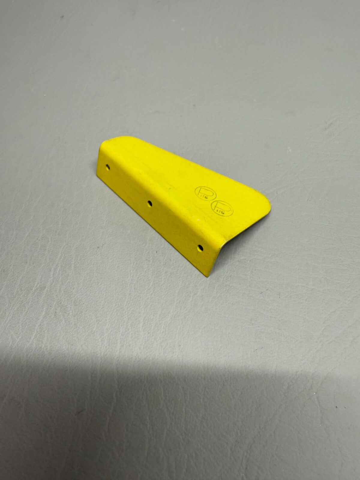 Piper Comanche Nose Gear Door Hinge P/N 21319-004 21319-04