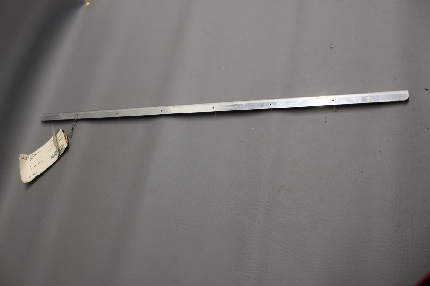 69881-002 Piper Rain Gutter