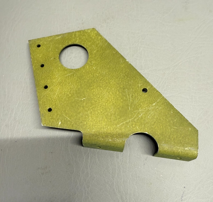 68676-000 Piper Bracket
