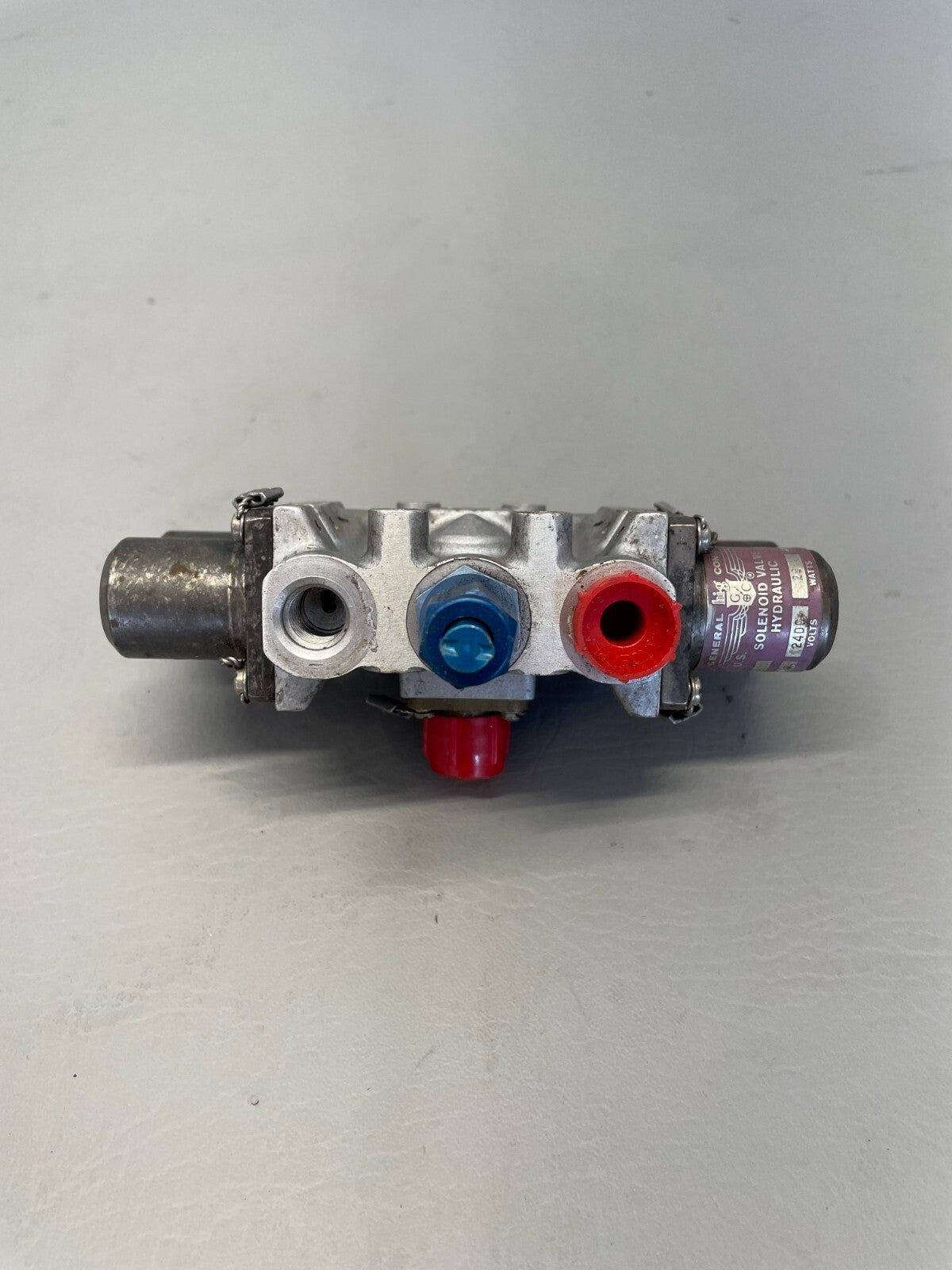 General Controls Solenoid Valve Hydraulic 24 V P/N AV14E1102