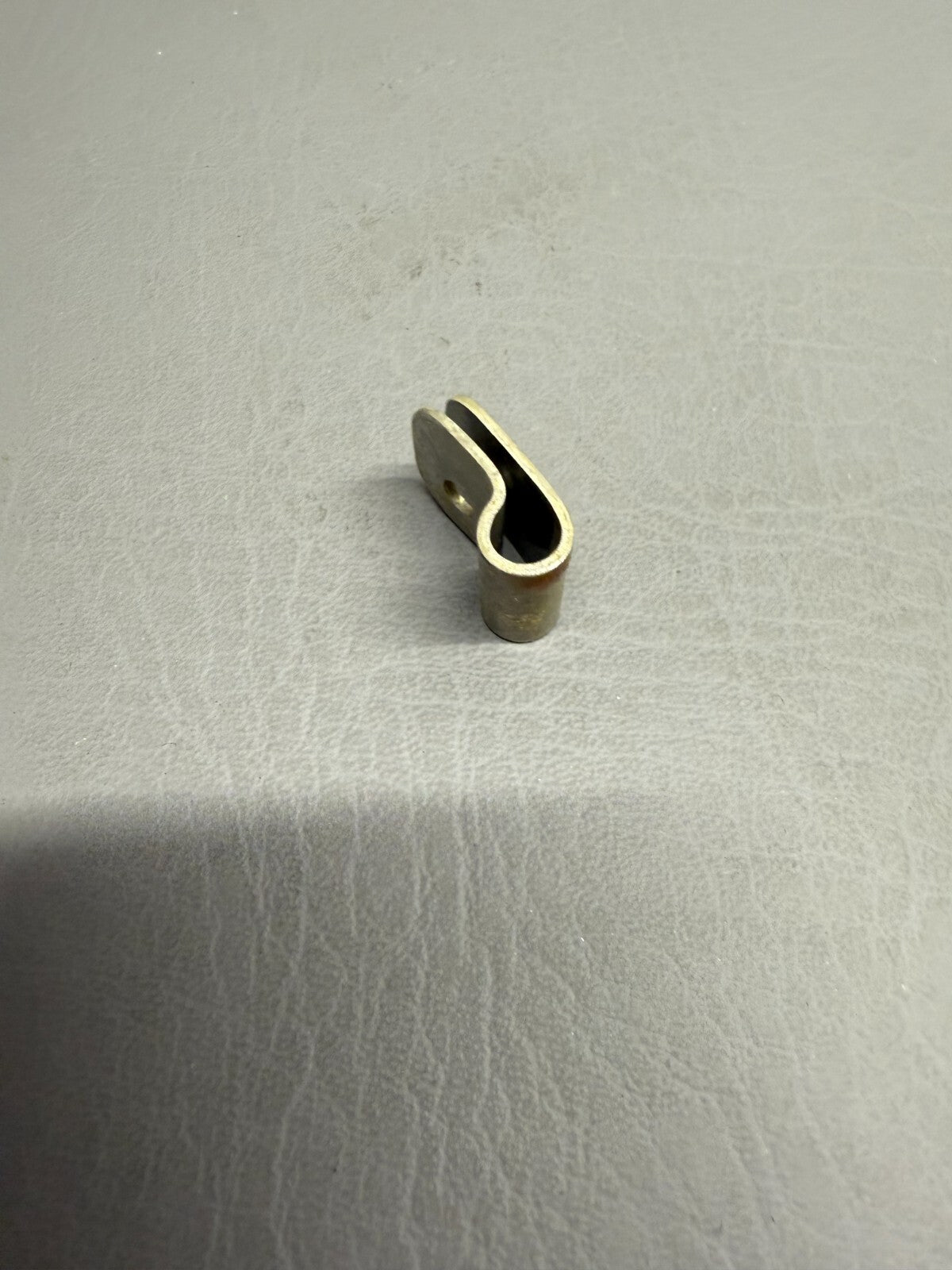 50-960056-3 Beechcraft Line Retainer