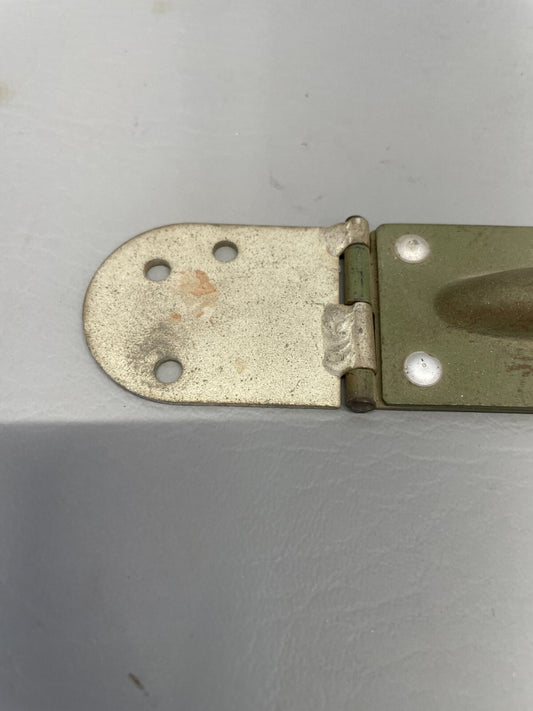 Cessna 172 Cabin Door Hinge Assy P/N 0511280-1
