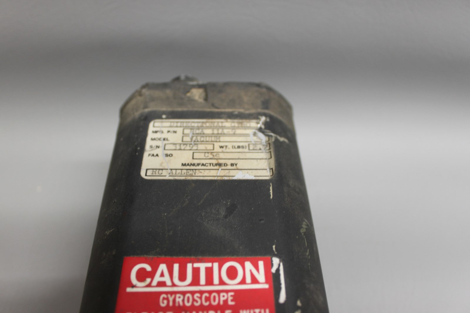 C661075-010 RC Allen RCA11A-9 Directional Gyro