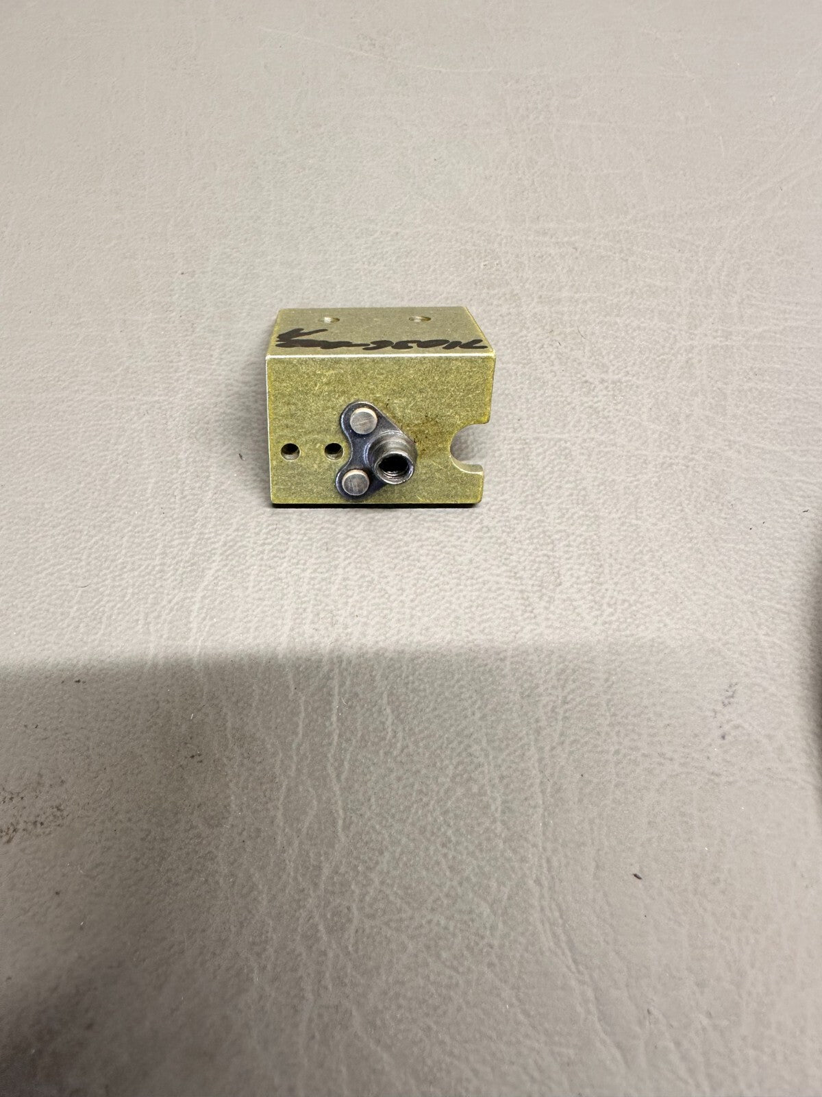 71036-002 Piper Bracket