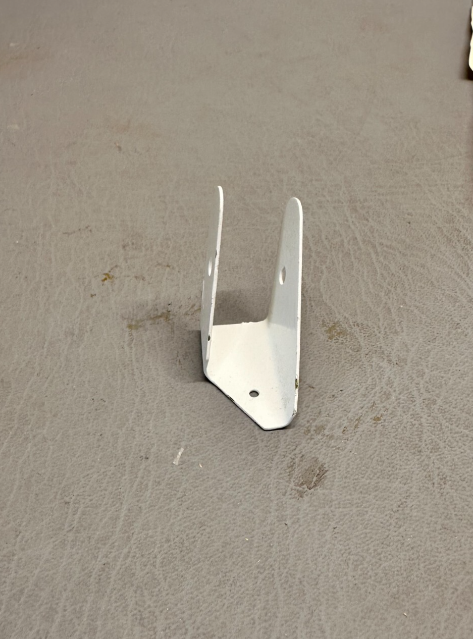 95799-000 Piper Bracket Rudder Sector Left