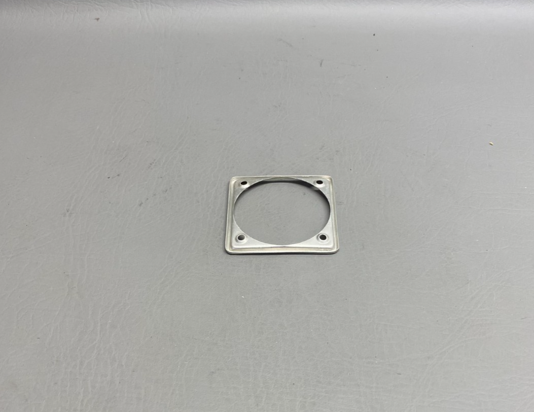 0713208-1 Cessna Escutcheon