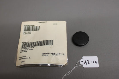 553-683 Piper Button
