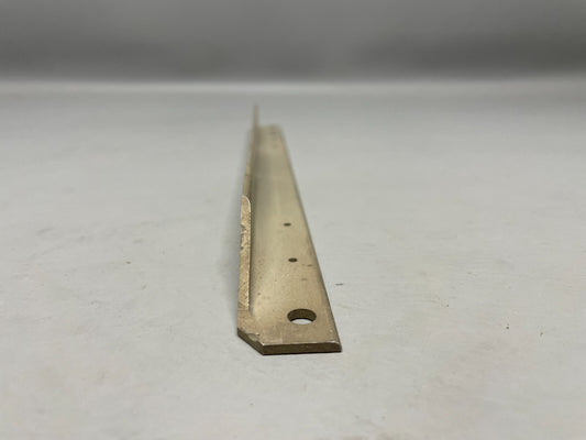 Cessna Angle P/N 1712108-3