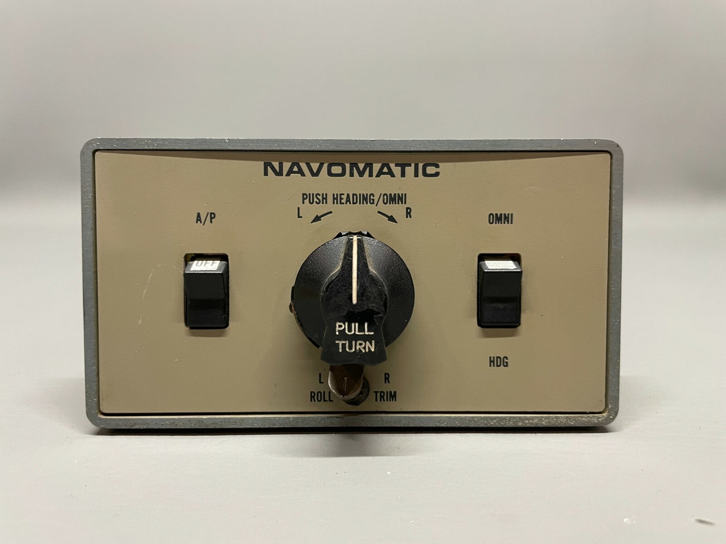 Cessna Autopilot Control Unit P/N 40850-1128
