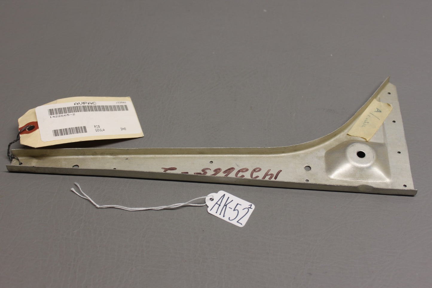 1422665-2 Cessna Rib