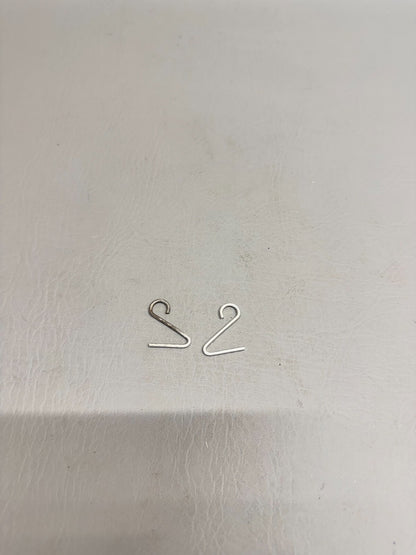 0411686 Cessna Clips (Set of 2)
