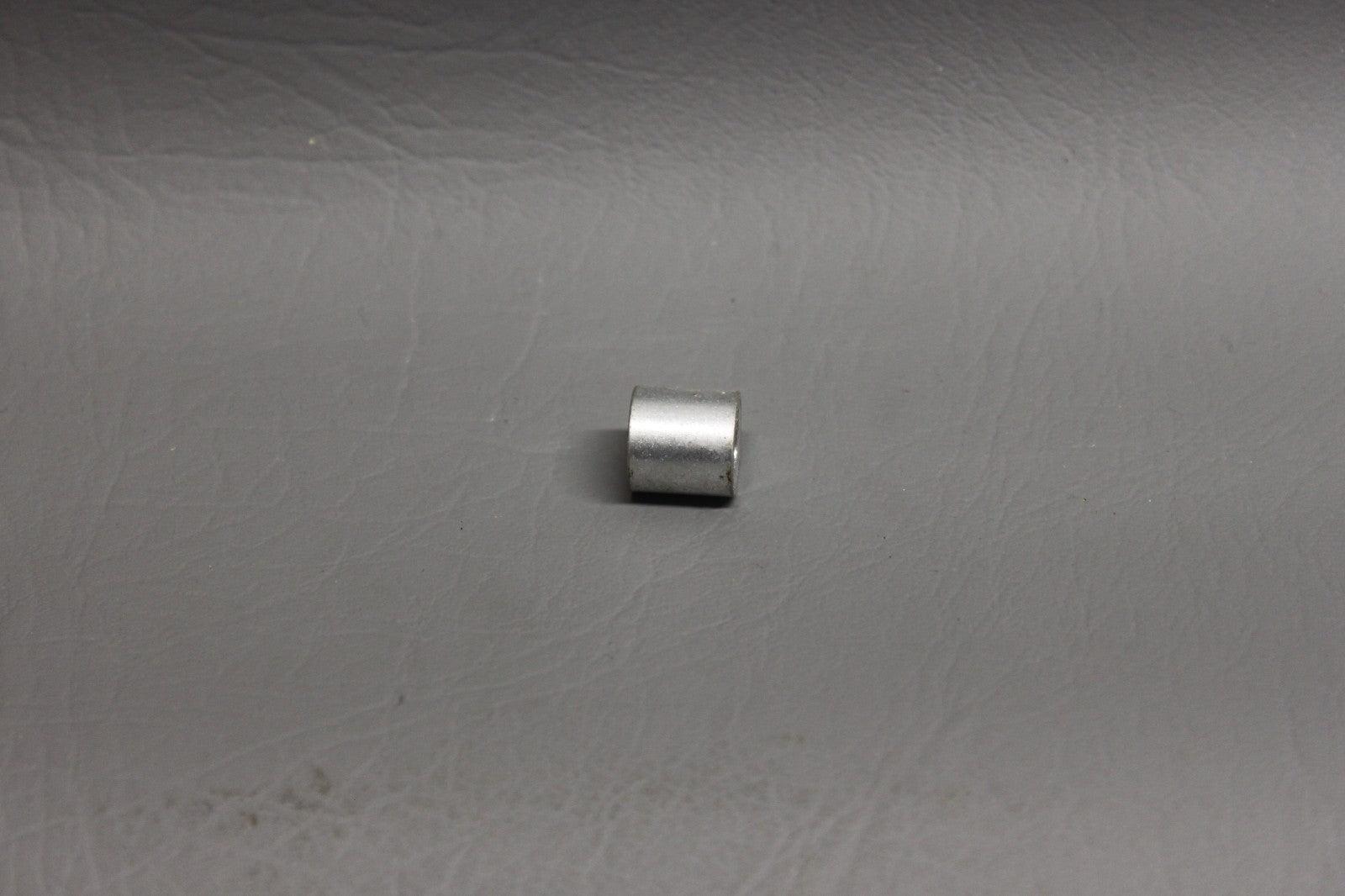 42129-008 Piper PA-31T Bushing Main Landing Gear