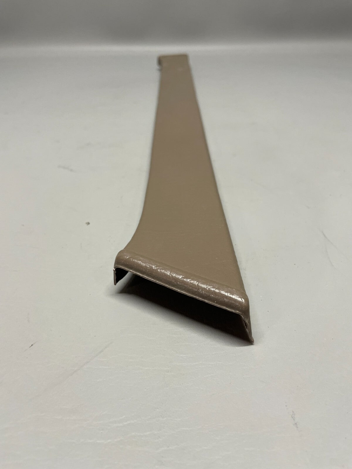 Cessna 172 Baggage Compartment Molding P/N 0515012-9