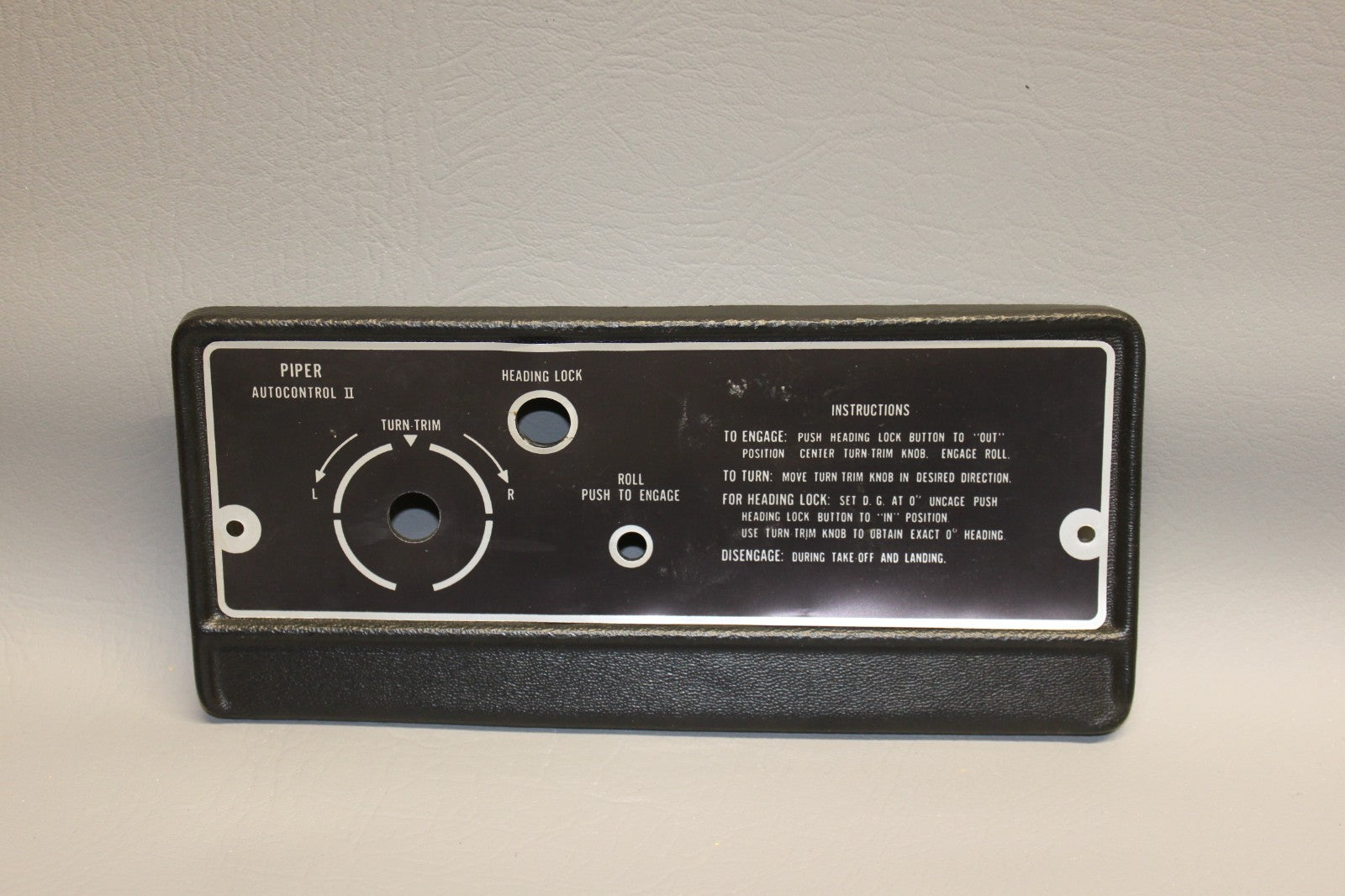 24197-002 Piper Autocontrol II Autopilot Faceplate