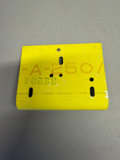 32204-000 Piper Plate