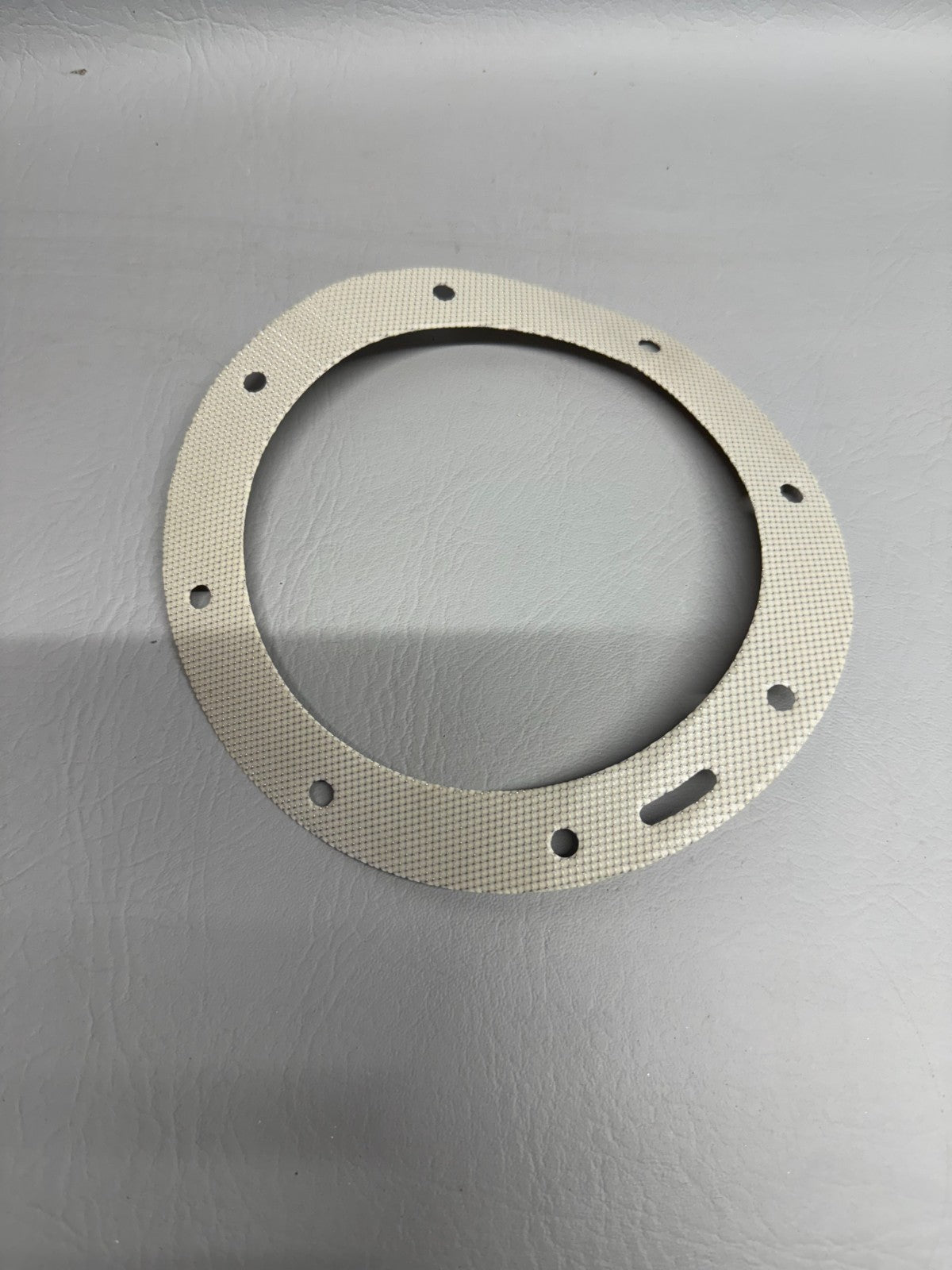 755-037 Piper Retainer