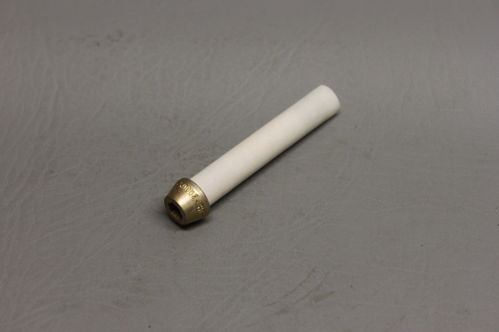 758-158 Piper Bolt