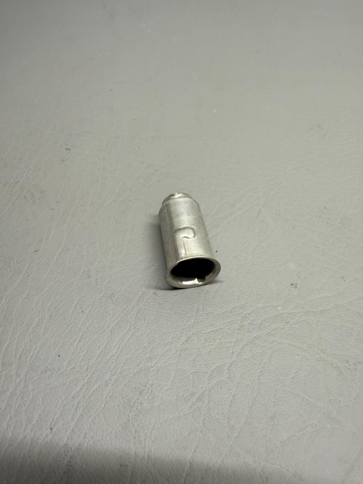 487-125 Piper Receptacle