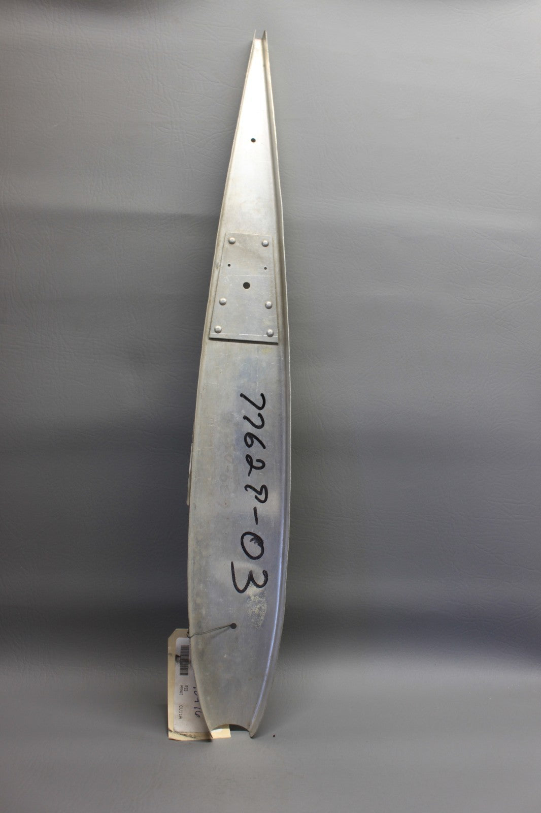 77629-003 Piper Rib