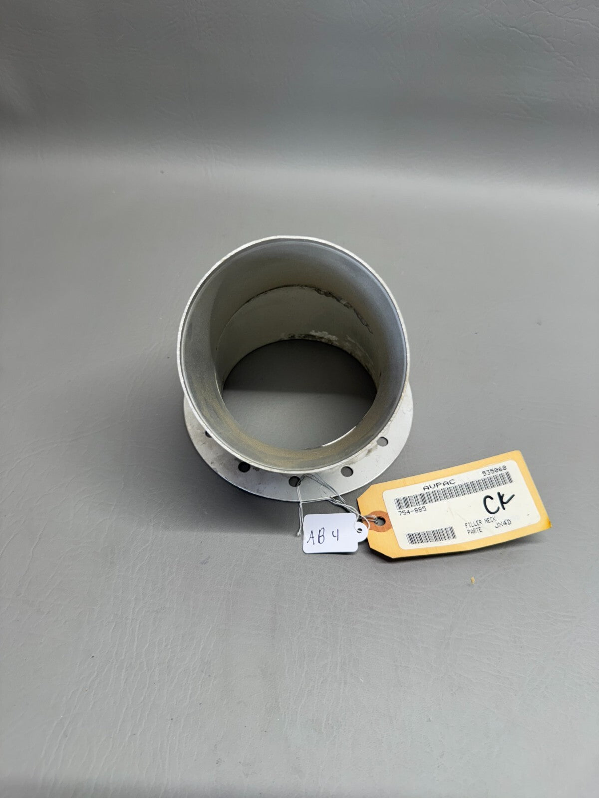 754-885 Piper Filler Neck