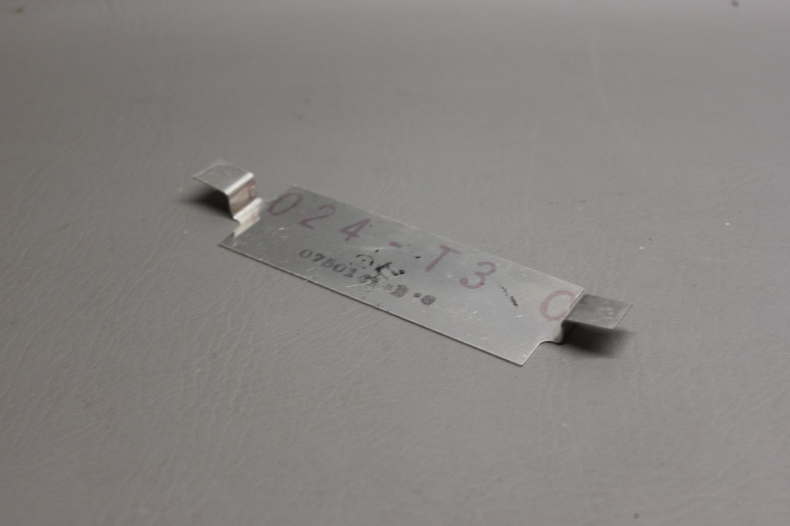 0750141-1 Cessna Heat Deflector