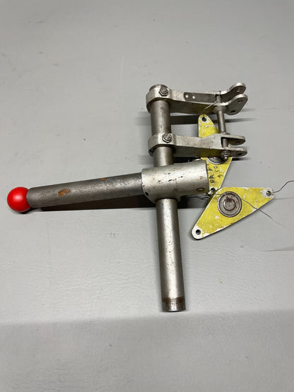 Piper PA24 Commanche Manual Gear Extension Lever Assy P/N 21036-000