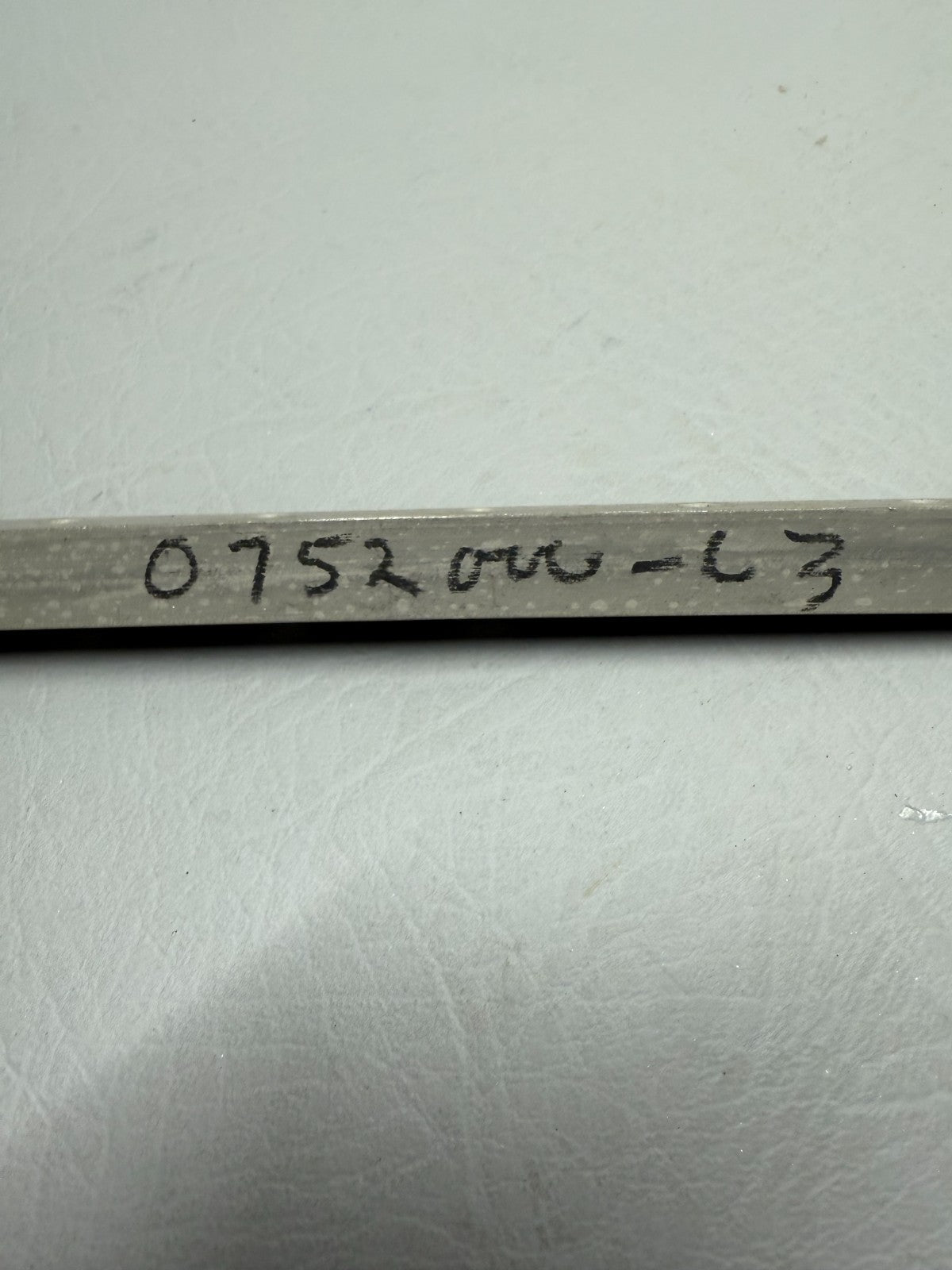0752000-63 Cessna Angle