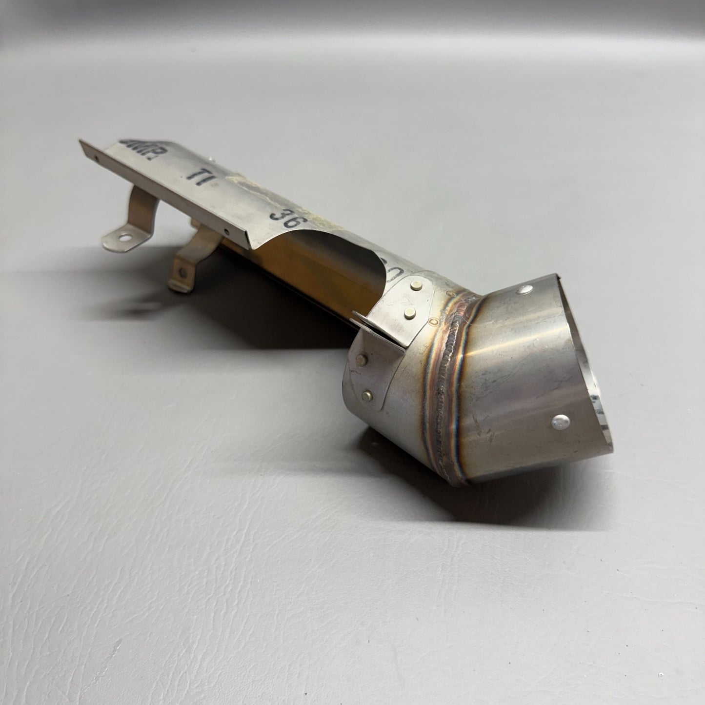 86559-010, 86559-10 Piper Shroud Assy