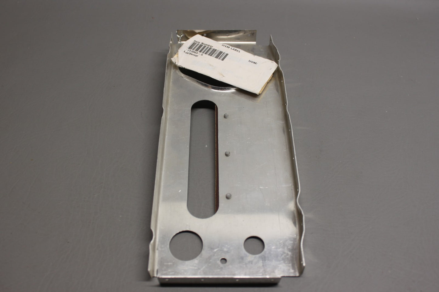 1711003-5 Cessna Bulkhead