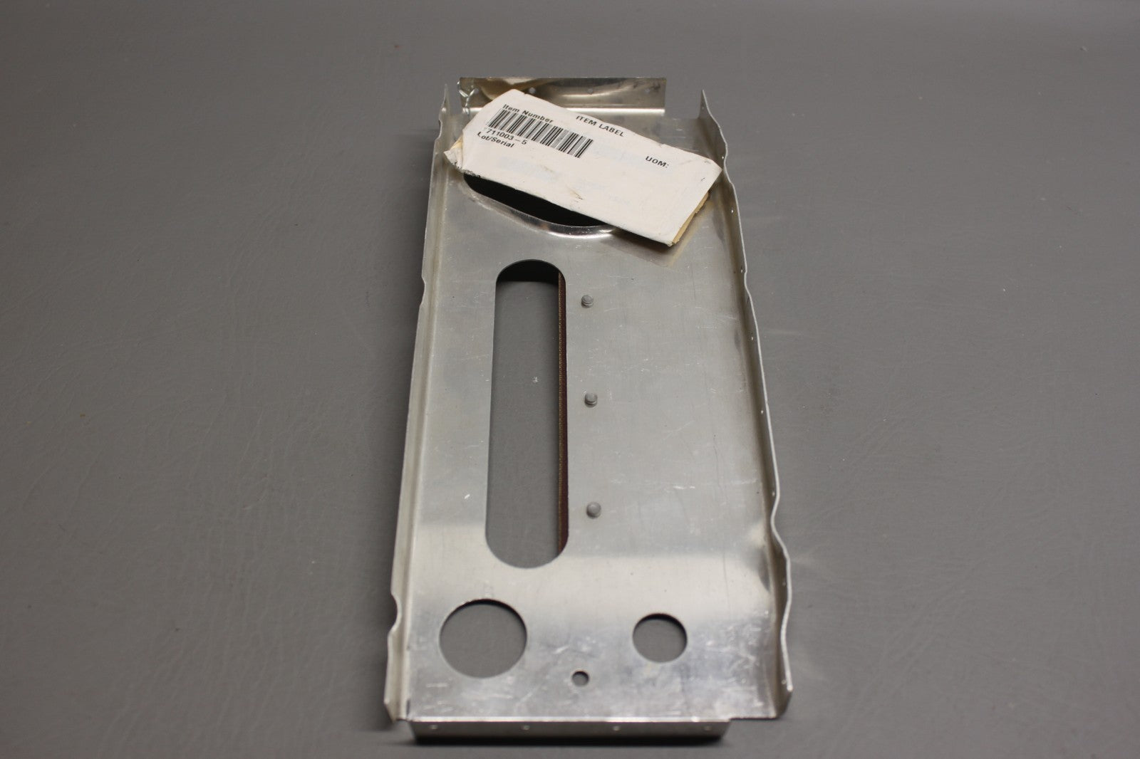 1711003-5 Cessna Bulkhead