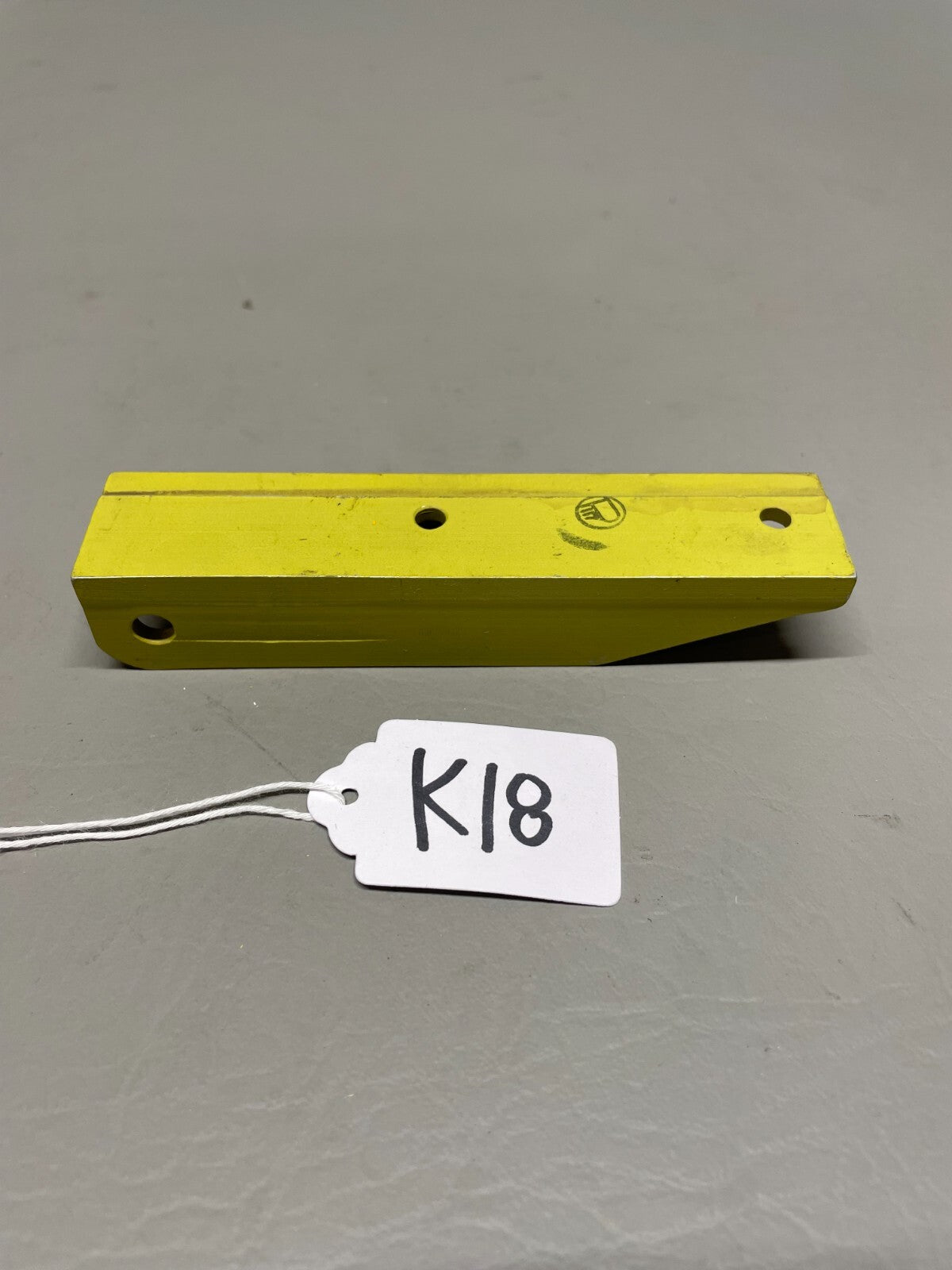 Piper Flap Hinge P/N 33608-003