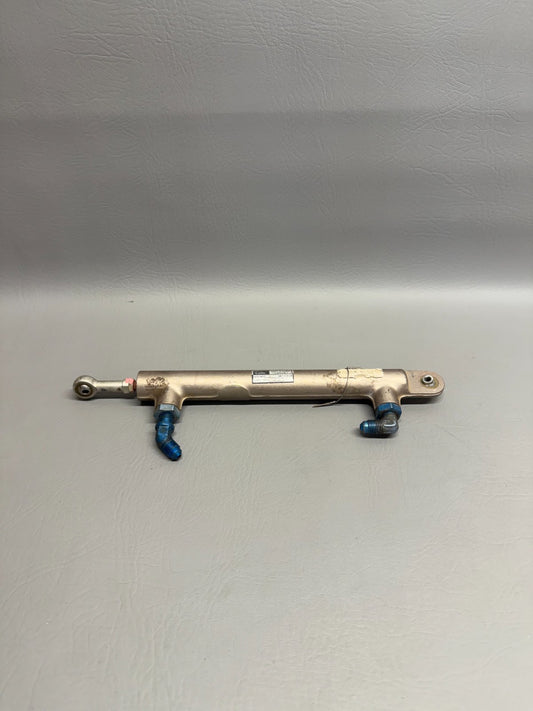 1281028-1 Cessna 210 Main Gear Door Actuator