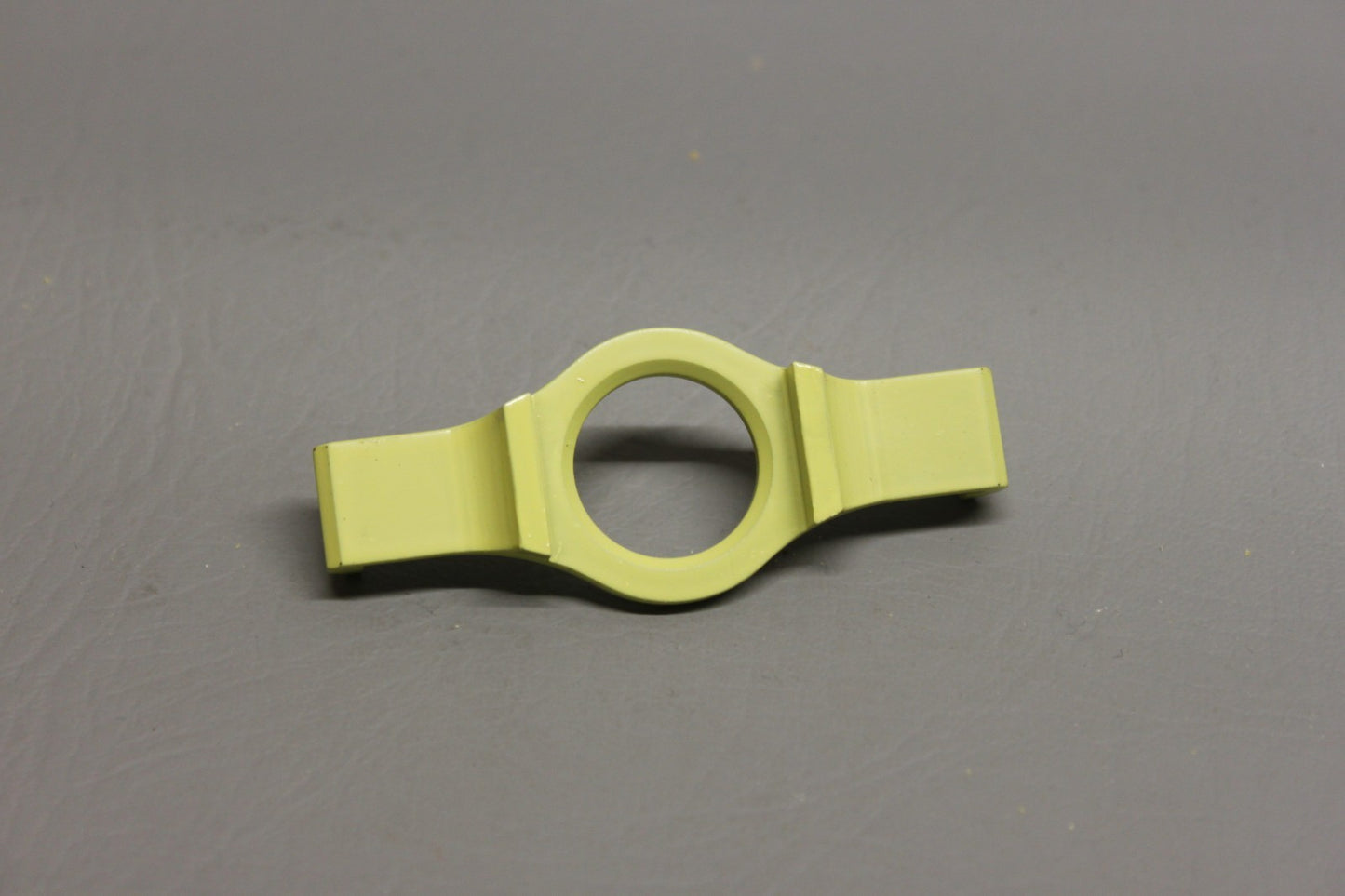 200-0326-101 Bombardier Learjet Anti Rotation Plate with 8130
