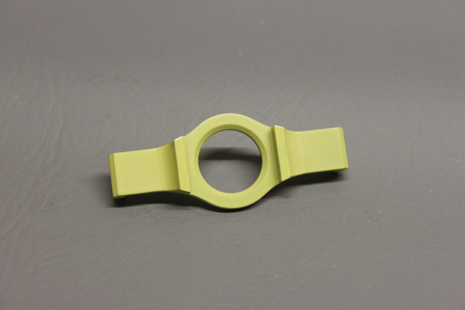 200-0326-101 Bombardier Learjet Anti Rotation Plate with 8130