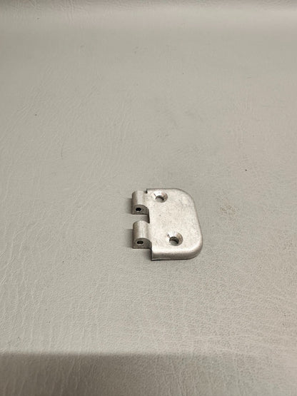 0711037-11 Cessna Hinge Half