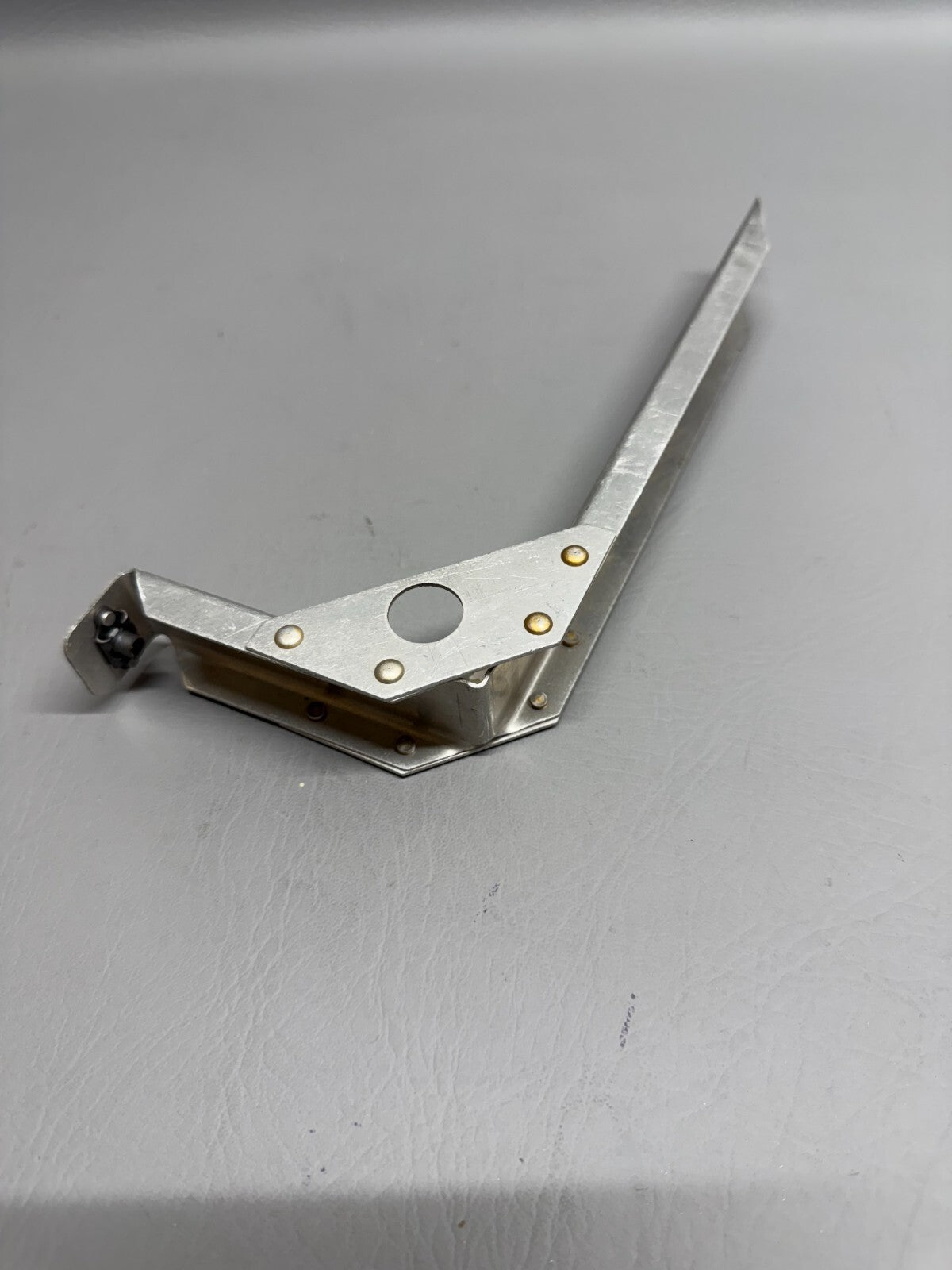 Piper Fuel Selector Brace Assy P/N 69094-002