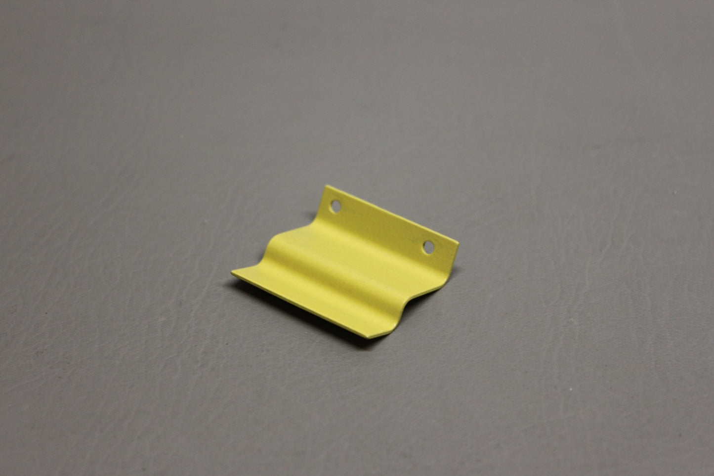 1221010-14 Cessna Bracket